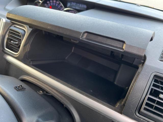 タント カスタムＸ　トップエディションＳＡＩＩＩ　電動スライドドア　純正ＳＤナビ　バックカメラ　衝突被害軽減システム　禁煙車　ハーフレザーシート　シートヒーター　スマートキー　ＬＥＤヘッド　オートハイビーム　オートライト　オートエアコン（42枚目）