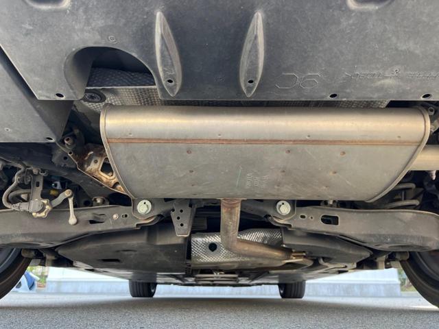 プリウス Ｓ　純正ＳＤナビ　バックカメラ　衝突被害軽減システム　レーダークルーズ　禁煙車　スマートキー　ＬＥＤヘッド　ビルトインＥＴＣ　オートライト　オートエアコン　純正１７インチアルミ　Ｂｌｕｅｔｏｏｔｈ　ＣＤ（20枚目）