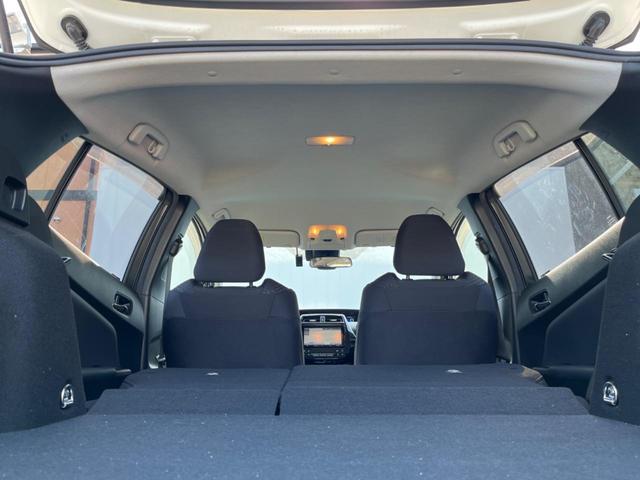 プリウス Ｓ　純正ＳＤナビ　バックカメラ　衝突被害軽減システム　レーダークルーズ　禁煙車　スマートキー　ＬＥＤヘッド　ビルトインＥＴＣ　オートライト　オートエアコン　純正１７インチアルミ　Ｂｌｕｅｔｏｏｔｈ　ＣＤ（37枚目）