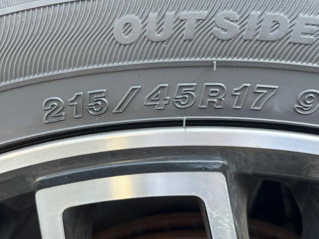 プリウス Ｓ　純正ＳＤナビ　バックカメラ　衝突被害軽減システム　レーダークルーズ　禁煙車　スマートキー　ＬＥＤヘッド　ビルトインＥＴＣ　オートライト　オートエアコン　純正１７インチアルミ　Ｂｌｕｅｔｏｏｔｈ　ＣＤ（40枚目）