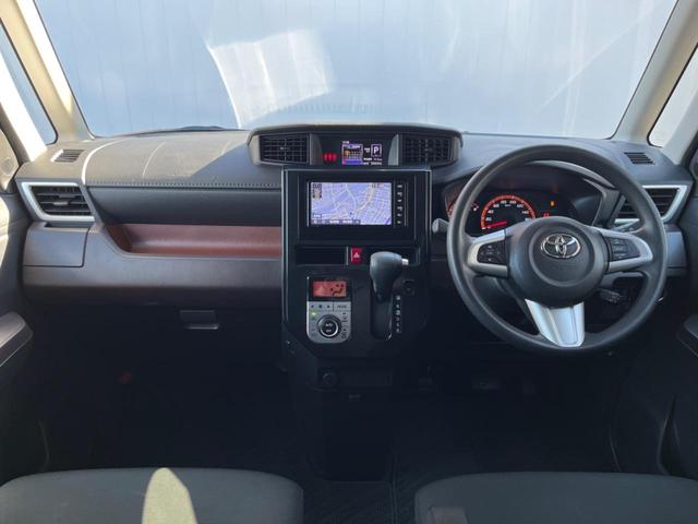 タンク Ｇ　両側電動ドア　純正ＳＤナビ　バックカメラ　衝突被害軽減システム　禁煙車　コーナーセンサー　スマートキー　ビルトインＥＴＣ　クルコン　オートライト　オートエアコン　Ｂｌｕｅｔｏｏｔｈ　ＣＤ　ＤＶＤ再生（2枚目）