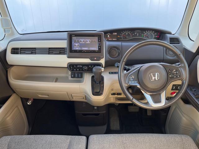 N-BOX G・Lターボホンダセンシング 両側電動ドア 純正SDナビ バックカメラ 衝突被害軽減システム レーダークルーズ 禁煙車 コーナーセンサー スマートキー LEDヘッド ビルトインETC 車線逸脱警報 オートライト オートエアコン(2枚目)