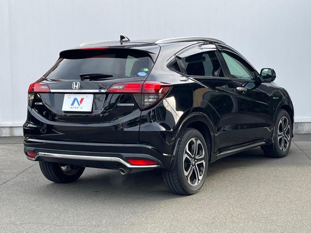 ヴェゼル ハイブリッドＺ・ホンダセンシング　純正ＳＤナビ　バックカメラ　衝突被害軽減システム　レーダークルーズ　禁煙車　ハーフレザーシート　コーナーセンサー　スマートキー　ＬＥＤヘッド　ビルトインＥＴＣ　車線逸脱警報　オートライト（18枚目）