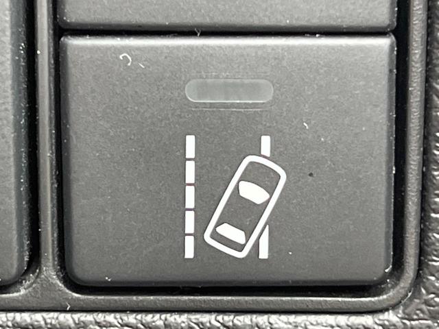 ヴェゼル ハイブリッドＺ・ホンダセンシング　純正ＳＤナビ　バックカメラ　衝突被害軽減システム　レーダークルーズ　禁煙車　ハーフレザーシート　コーナーセンサー　スマートキー　ＬＥＤヘッド　ビルトインＥＴＣ　車線逸脱警報　オートライト（33枚目）