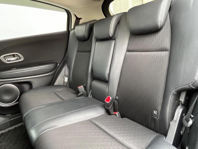 ヴェゼル ハイブリッドＺ・ホンダセンシング　純正ＳＤナビ　バックカメラ　衝突被害軽減システム　レーダークルーズ　禁煙車　ハーフレザーシート　コーナーセンサー　スマートキー　ＬＥＤヘッド　ビルトインＥＴＣ　車線逸脱警報　オートライト（42枚目）