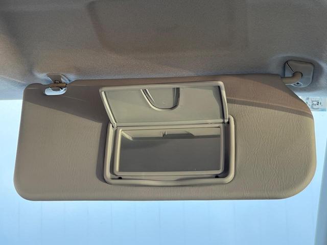 ソリオ Ｘ　電動スライドドア　バックカメラ　禁煙車　スマートキー　ＥＴＣ　純正１４インチアルミ　オートエアコン　ＣＤ（41枚目）