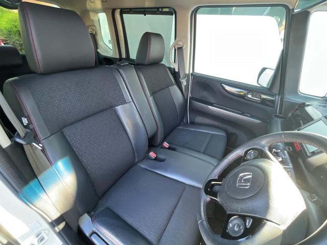 Ｎ－ＢＯＸカスタム ２トーンカラースタイル　Ｇ・ターボＬパッケージ　両側電動ドア　バックカメラ　禁煙車　スマートキー　ＨＩＤヘッド　ビルトインＥＴＣ　クルコン　純正１５インチアルミ　オートライト　オートエアコン　Ｂｌｕｅｔｏｏｔｈ　ＣＤ　ＤＶＤ再生　フルセグ（9枚目）