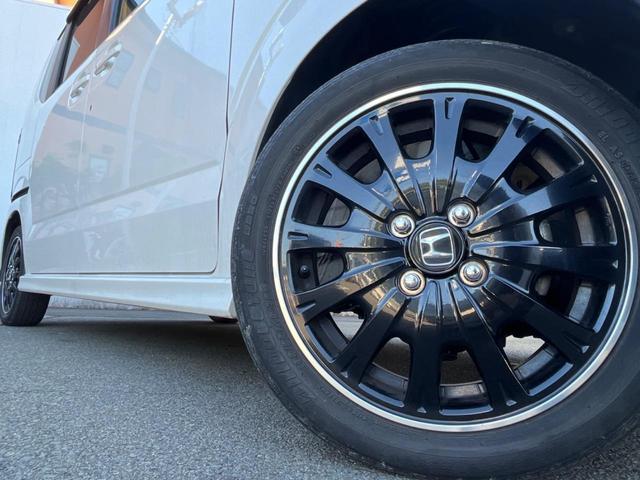 Ｎ－ＢＯＸカスタム ２トーンカラースタイル　Ｇ・ターボＬパッケージ　両側電動ドア　バックカメラ　禁煙車　スマートキー　ＨＩＤヘッド　ビルトインＥＴＣ　クルコン　純正１５インチアルミ　オートライト　オートエアコン　Ｂｌｕｅｔｏｏｔｈ　ＣＤ　ＤＶＤ再生　フルセグ（14枚目）