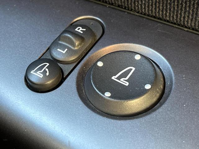 Ｎ－ＢＯＸカスタム ２トーンカラースタイル　Ｇ・ターボＬパッケージ　両側電動ドア　バックカメラ　禁煙車　スマートキー　ＨＩＤヘッド　ビルトインＥＴＣ　クルコン　純正１５インチアルミ　オートライト　オートエアコン　Ｂｌｕｅｔｏｏｔｈ　ＣＤ　ＤＶＤ再生　フルセグ（34枚目）