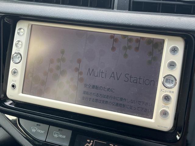 アクア Ｓスタイルブラック　バックカメラ　禁煙車　ドラレコ　スマートキー　ＥＴＣ　車線逸脱警報　オートライト　オートエアコン　ＣＤ　地デジ（3枚目）