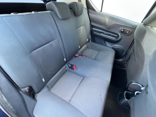 アクア Ｓスタイルブラック　バックカメラ　禁煙車　ドラレコ　スマートキー　ＥＴＣ　車線逸脱警報　オートライト　オートエアコン　ＣＤ　地デジ（10枚目）