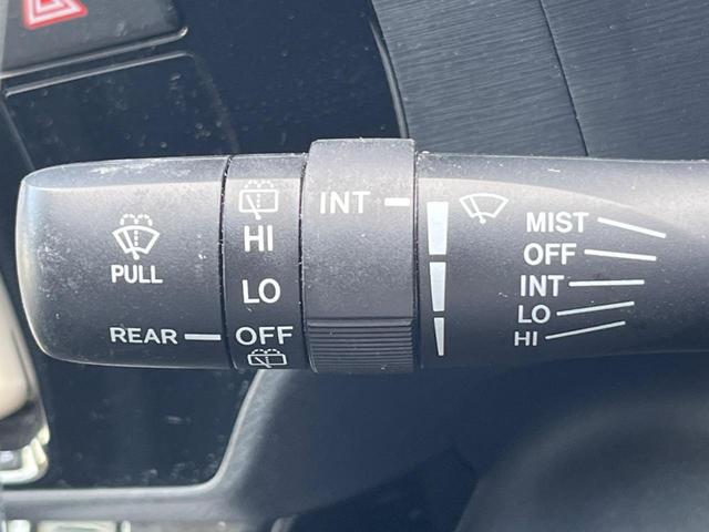 アクア Ｓスタイルブラック　バックカメラ　禁煙車　ドラレコ　スマートキー　ＥＴＣ　車線逸脱警報　オートライト　オートエアコン　ＣＤ　地デジ（24枚目）