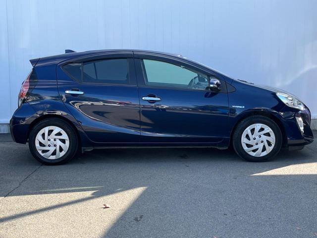 アクア Ｓスタイルブラック　バックカメラ　禁煙車　ドラレコ　スマートキー　ＥＴＣ　車線逸脱警報　オートライト　オートエアコン　ＣＤ　地デジ（46枚目）