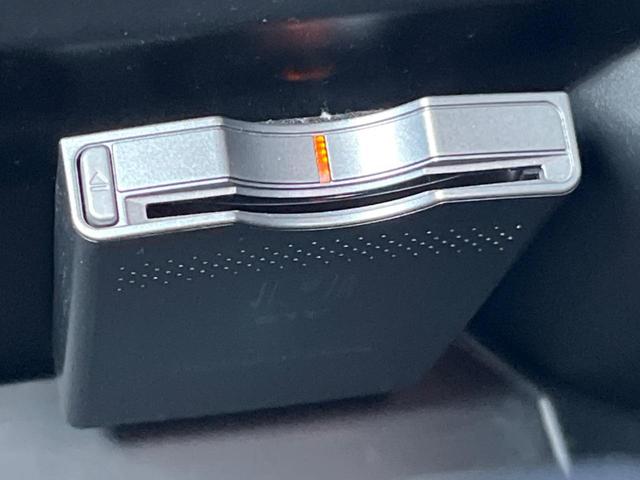 N-BOXカスタム G・Lパッケージ 電動スライドドア SDナビ バックカメラ 100V電源 禁煙車 ドラレコ コーナーセンサー HIDヘッド ETC 純正14インチアルミ オートライト オートエアコン Bluetooth CD(8枚目)