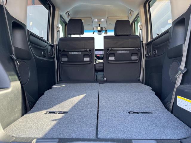 N-BOXカスタム G・Lパッケージ 電動スライドドア SDナビ バックカメラ 100V電源 禁煙車 ドラレコ コーナーセンサー HIDヘッド ETC 純正14インチアルミ オートライト オートエアコン Bluetooth CD(11枚目)