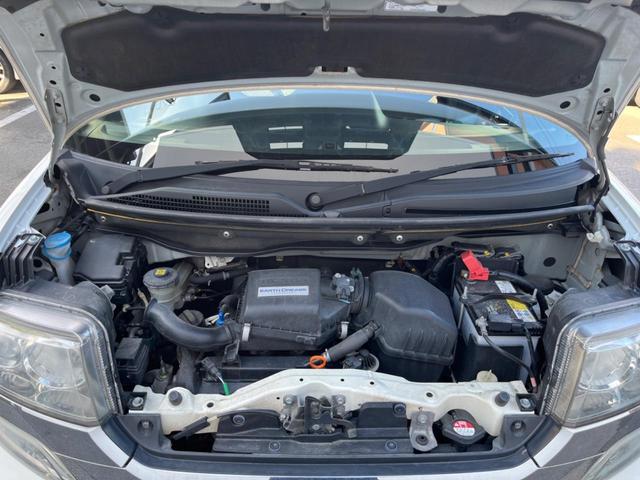 N-BOXカスタム G・Lパッケージ 電動スライドドア SDナビ バックカメラ 100V電源 禁煙車 ドラレコ コーナーセンサー HIDヘッド ETC 純正14インチアルミ オートライト オートエアコン Bluetooth CD(19枚目)