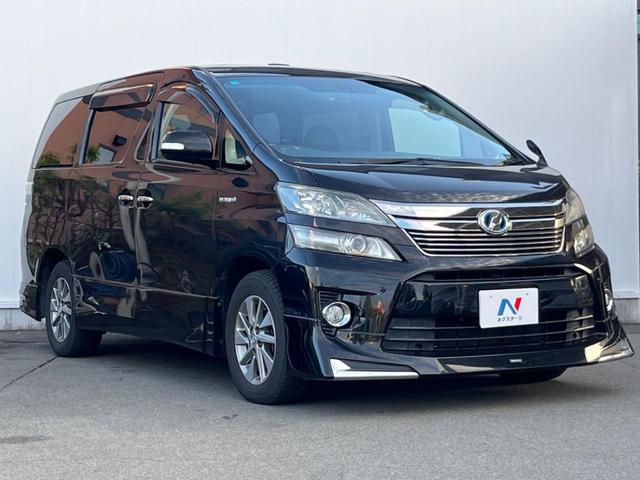 ヴェルファイアハイブリッド ＺＲ　Ｇエディション　４ＷＤ　両側電動ドア　純正ＳＤナビ　後席モニター　バックカメラ　１００Ｖ電源　禁煙車　電動リアゲート　前席シートエアコン　ドラレコ　コーナーセンサー　スマートキー　ＨＩＤヘッド（17枚目）