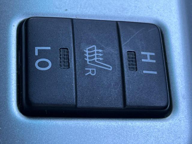 ヴェルファイアハイブリッド ＺＲ　Ｇエディション　４ＷＤ　両側電動ドア　純正ＳＤナビ　後席モニター　バックカメラ　１００Ｖ電源　禁煙車　電動リアゲート　前席シートエアコン　ドラレコ　コーナーセンサー　スマートキー　ＨＩＤヘッド（44枚目）