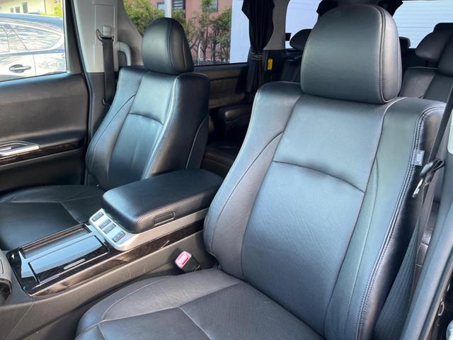 ヴェルファイアハイブリッド ＺＲ　Ｇエディション　４ＷＤ　両側電動ドア　純正ＳＤナビ　後席モニター　バックカメラ　１００Ｖ電源　禁煙車　電動リアゲート　前席シートエアコン　ドラレコ　コーナーセンサー　スマートキー　ＨＩＤヘッド（48枚目）