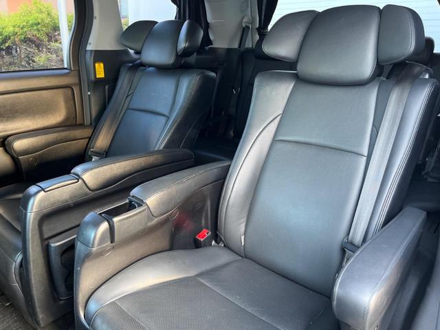 ヴェルファイアハイブリッド ＺＲ　Ｇエディション　４ＷＤ　両側電動ドア　純正ＳＤナビ　後席モニター　バックカメラ　１００Ｖ電源　禁煙車　電動リアゲート　前席シートエアコン　ドラレコ　コーナーセンサー　スマートキー　ＨＩＤヘッド（49枚目）