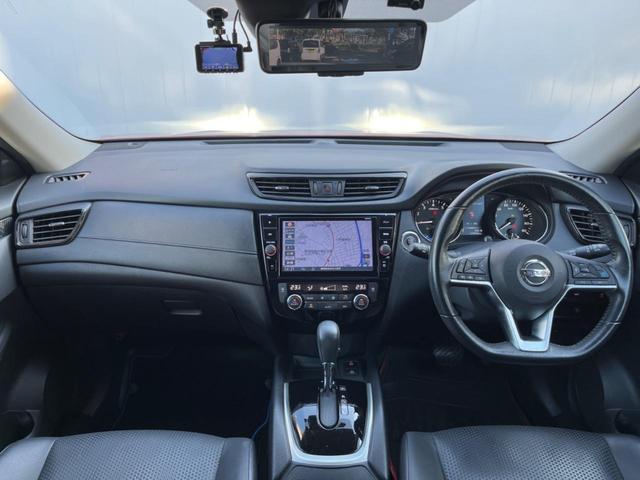 エクストレイル ２０Ｘｉ　ハイブリッド　４ＷＤ　純正ＳＤナビ　全周囲カメラ　レーダークルーズ　電動リアゲート　ドラレコ　コーナーセンサー　スマートキー　ＬＥＤヘッド　ＥＴＣ　純正１７インチアルミ　オートハイビーム　オートライト（2枚目）