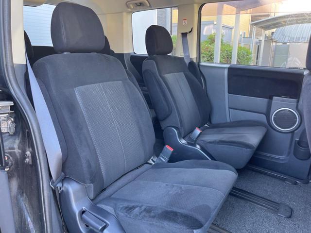 デリカＤ：５ Ｇ　パワーパッケージ　４ＷＤ　両側電動ドア　ＨＤＤナビ　後席モニター　１００Ｖ電源　レーダークルーズ　禁煙車　スマートキー　ＨＩＤヘッド　ビルトインＥＴＣ　純正１６インチアルミ　オートライト　オートエアコン（10枚目）