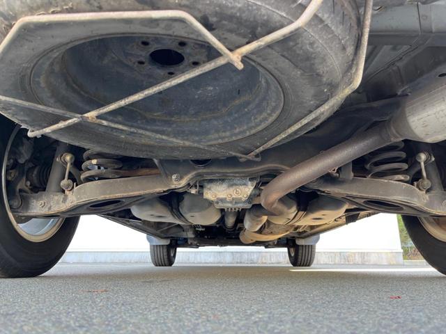 デリカＤ：５ Ｇ　パワーパッケージ　４ＷＤ　両側電動ドア　ＨＤＤナビ　後席モニター　１００Ｖ電源　レーダークルーズ　禁煙車　スマートキー　ＨＩＤヘッド　ビルトインＥＴＣ　純正１６インチアルミ　オートライト　オートエアコン（20枚目）