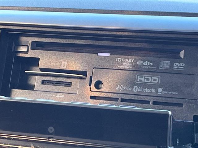 デリカＤ：５ Ｇ　パワーパッケージ　４ＷＤ　両側電動ドア　ＨＤＤナビ　後席モニター　１００Ｖ電源　レーダークルーズ　禁煙車　スマートキー　ＨＩＤヘッド　ビルトインＥＴＣ　純正１６インチアルミ　オートライト　オートエアコン（24枚目）