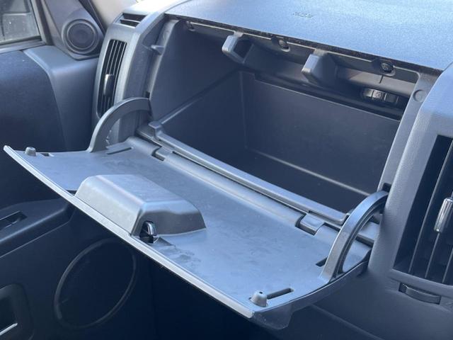 デリカＤ：５ Ｇ　パワーパッケージ　４ＷＤ　両側電動ドア　ＨＤＤナビ　後席モニター　１００Ｖ電源　レーダークルーズ　禁煙車　スマートキー　ＨＩＤヘッド　ビルトインＥＴＣ　純正１６インチアルミ　オートライト　オートエアコン（39枚目）