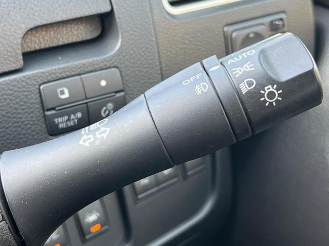 セレナ ハイウェイスター　Ｖセレ＋セーフティ　ＳＨＶ　Ａセフ　両側電動ドア　バックカメラ　衝突被害軽減システム　禁煙車　コーナーセンサー　ＬＥＤヘッド　ビルトインＥＴＣ　純正１６インチアルミ　車線逸脱警報　オートエアコン　Ｂｌｕｅｔｏｏｔｈ　ＣＤ　ＤＶＤ再生（28枚目）