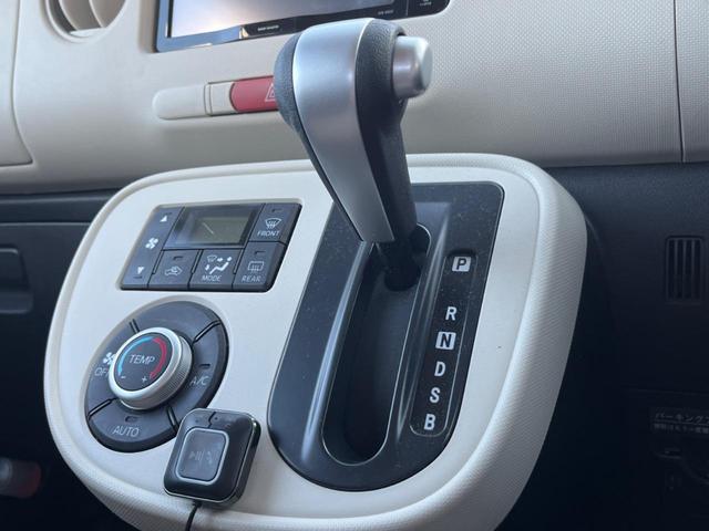 ミラココア ココアX SDナビ 禁煙車 ETC オートエアコン CD DVD再生 地デジ(21枚目)