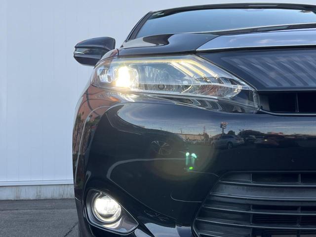 ハリアー プレミアム　純正ＳＤナビ　バックカメラ　禁煙車　電動リアゲート　ハーフレザーシート　パワーシート　スマートキー　ＬＥＤヘッド　ビルトインＥＴＣ　クルコン　純正１８インチアルミ　オートライト　オートエアコン（13枚目）