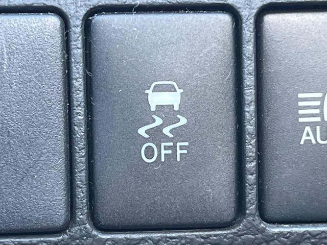 ハリアー プレミアム　純正ＳＤナビ　バックカメラ　禁煙車　電動リアゲート　ハーフレザーシート　パワーシート　スマートキー　ＬＥＤヘッド　ビルトインＥＴＣ　クルコン　純正１８インチアルミ　オートライト　オートエアコン（32枚目）