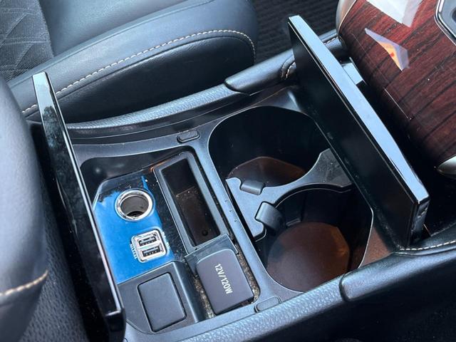 ハリアー プレミアム　純正ＳＤナビ　バックカメラ　禁煙車　電動リアゲート　ハーフレザーシート　パワーシート　スマートキー　ＬＥＤヘッド　ビルトインＥＴＣ　クルコン　純正１８インチアルミ　オートライト　オートエアコン（39枚目）