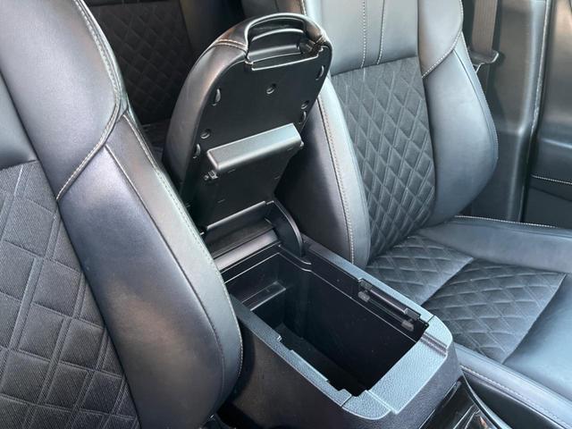 ハリアー プレミアム　純正ＳＤナビ　バックカメラ　禁煙車　電動リアゲート　ハーフレザーシート　パワーシート　スマートキー　ＬＥＤヘッド　ビルトインＥＴＣ　クルコン　純正１８インチアルミ　オートライト　オートエアコン（41枚目）