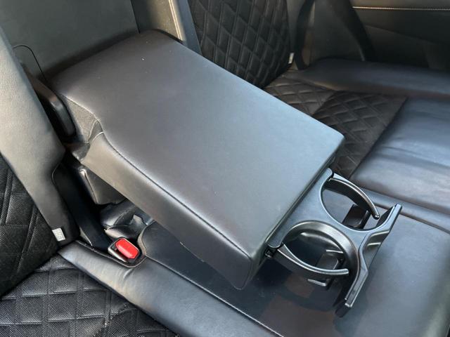 ハリアー プレミアム　純正ＳＤナビ　バックカメラ　禁煙車　電動リアゲート　ハーフレザーシート　パワーシート　スマートキー　ＬＥＤヘッド　ビルトインＥＴＣ　クルコン　純正１８インチアルミ　オートライト　オートエアコン（42枚目）