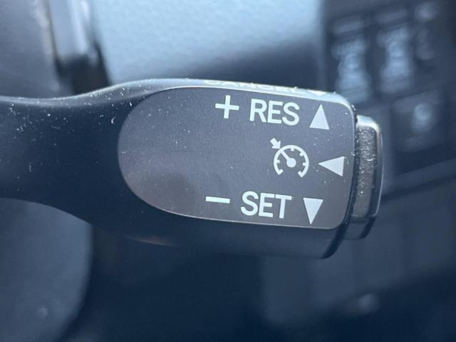 ルーミー カスタムＧ－Ｔ　両側電動ドア　ＳＤナビ　後席モニター　バックカメラ　衝突被害軽減システム　ＨＩＤヘッド　ビルトインＥＴＣ　クルコン　純正１５インチアルミ　オートライト　オートエアコン　Ｂｌｕｅｔｏｏｔｈ　ＣＤ（27枚目）