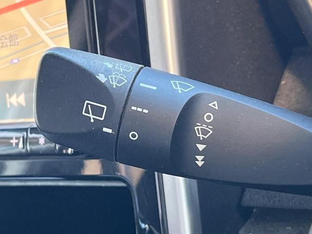 トール カスタムＧ　ＳＡＩＩ　両側電動ドア　ＳＤナビ　バックカメラ　衝突被害軽減システム　ＨＩＤヘッド　ＥＴＣ　クルコン　純正１４インチアルミ　オートライト　オートエアコン　Ｂｌｕｅｔｏｏｔｈ　ＣＤ　ＤＶＤ再生　フルセグ（30枚目）