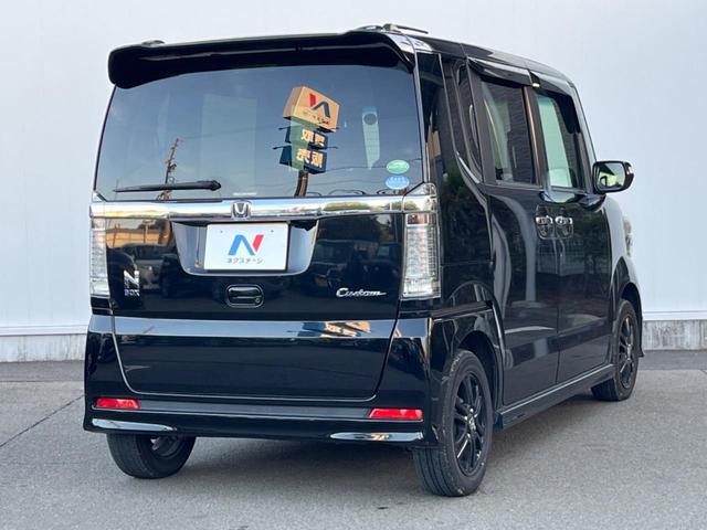 Ｎ－ＢＯＸカスタム Ｇ　ＳＳブラックスタイルパッケージ　両側電動ドア　純正ＳＤナビ　バックカメラ　ドラレコ　スマートキー　ＨＩＤヘッド　ビルトインＥＴＣ　純正１４インチアルミ　オートライト　オートエアコン　Ｂｌｕｅｔｏｏｔｈ　ＨＩＤフォグ（18枚目）