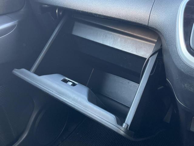 Ｎ－ＢＯＸカスタム Ｇ　ＳＳブラックスタイルパッケージ　両側電動ドア　純正ＳＤナビ　バックカメラ　ドラレコ　スマートキー　ＨＩＤヘッド　ビルトインＥＴＣ　純正１４インチアルミ　オートライト　オートエアコン　Ｂｌｕｅｔｏｏｔｈ　ＨＩＤフォグ（42枚目）