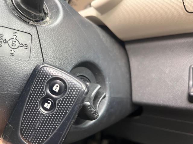 ミラココア ココアプラスＸ　禁煙車　スマートキー　純正１４インチアルミ　オートエアコン　フォグライト　ルーフレール　ＣＤプレイヤー（5枚目）