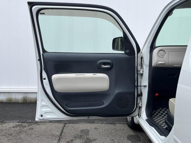 ミラココア ココアプラスＸ　禁煙車　スマートキー　純正１４インチアルミ　オートエアコン　フォグライト　ルーフレール　ＣＤプレイヤー（29枚目）