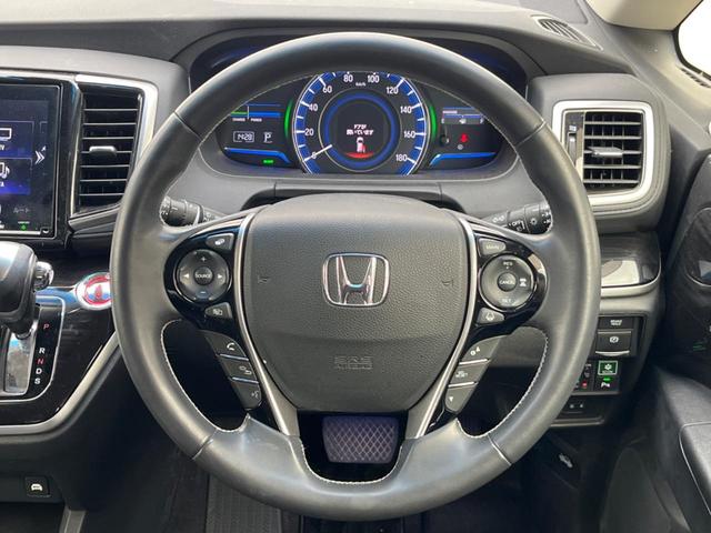 �y�����v�����X�e�A�����O�z�㎿�Ȋv���g�p���邱�ƂŁA��ɂ����������݂ƂĂ��^�]���₷���n���h���ł���