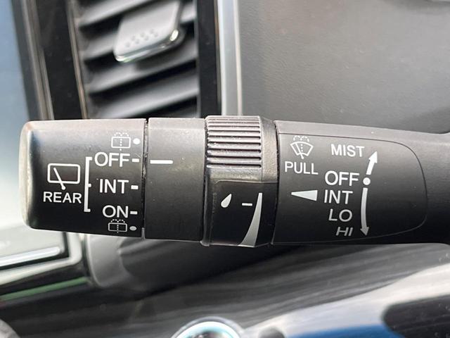 オデッセイハイブリッド ハイブリッドアブソルート・ホンダセンシング 両側電動ドア SDナビ 後席モニター バックカメラ 衝突被害軽減システム レーダークルーズ ハーフレザーシート パワーシート スマートキー LEDヘッド ビルトインETC 純正17インチアルミ(35枚目)