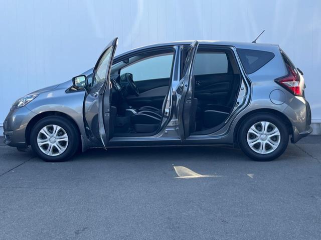 ノート ｅ－パワー　Ｘ　純正ＳＤナビ　全周囲カメラ　衝突被害軽減システム　スマートキー　ＥＴＣ　車線逸脱警報　オートライト　オートエアコン　Ｂｌｕｅｔｏｏｔｈ　ＣＤ　ＤＶＤ再生　地デジ（45枚目）