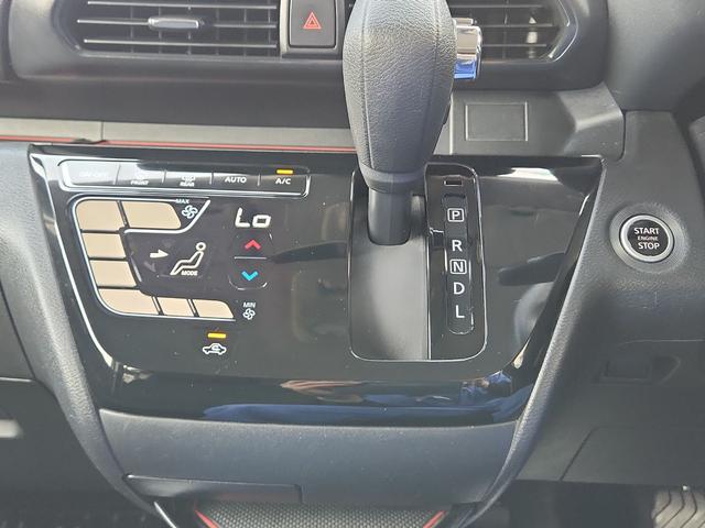 ルークス ハイウェイスター　Ｇターボ　ナビ　全周囲カメラ　フルセグ　Ｂｌｕｅｔｏｏｔｈ　ドラレコ　ＥＴＣ　電動スライドドア　オートライトＬＥＤ　エマージェンシーブレーキ　アイドリングストップ　インテリジェントキー　純正アルミ　ターボ（11枚目）