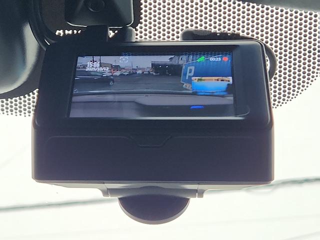 フリード Ｇ・ホンダセンシング　ナビ　バックカメラ　フルセグ　ＤＶＤ再生　Ｂｌｕｅｔｏｏｔｈ　クルコン　ＥＴＣ　ドラレコ　両側電動スライドドア　オートライトＬＥＤ　純正アルミ（16枚目）