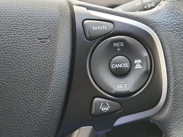 フリード Ｇ・ホンダセンシング　ナビ　バックカメラ　フルセグ　ＤＶＤ再生　Ｂｌｕｅｔｏｏｔｈ　クルコン　ＥＴＣ　ドラレコ　両側電動スライドドア　オートライトＬＥＤ　純正アルミ（18枚目）