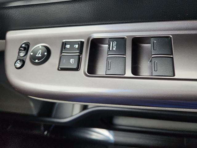 フリード Ｇ・ホンダセンシング　ナビ　バックカメラ　フルセグ　ＤＶＤ再生　Ｂｌｕｅｔｏｏｔｈ　クルコン　ＥＴＣ　ドラレコ　両側電動スライドドア　オートライトＬＥＤ　純正アルミ（19枚目）