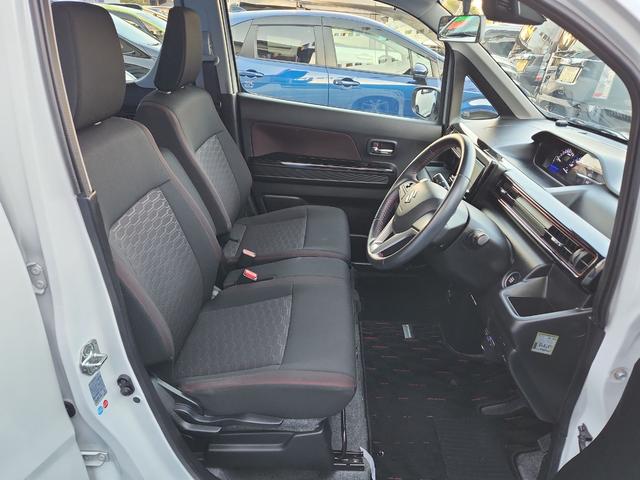 ワゴンＲスティングレー ハイブリッドＸ　ナビ　フルセグ　ＤＶＤ再生　Ｂｌｕｅｔｏｏｔｈ　ＥＴＣ　シートヒーター　オートライトＬＥＤ　フォグランプ　アイドリングストップ　純正アルミ（3枚目）